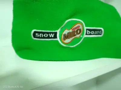 Cuello/ banda polar bordado vintage año 1990 - miniatura 3