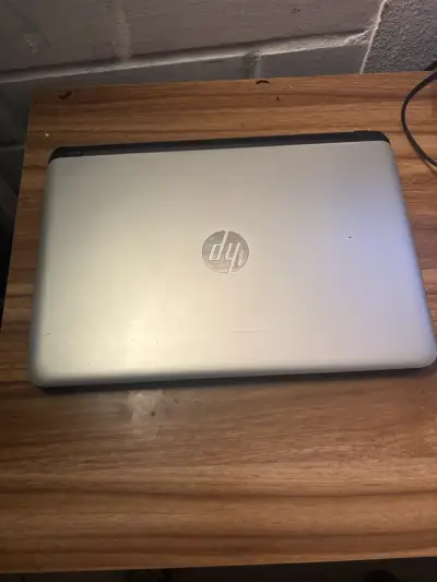 Notebook HP i5 SSD - miniatura 2