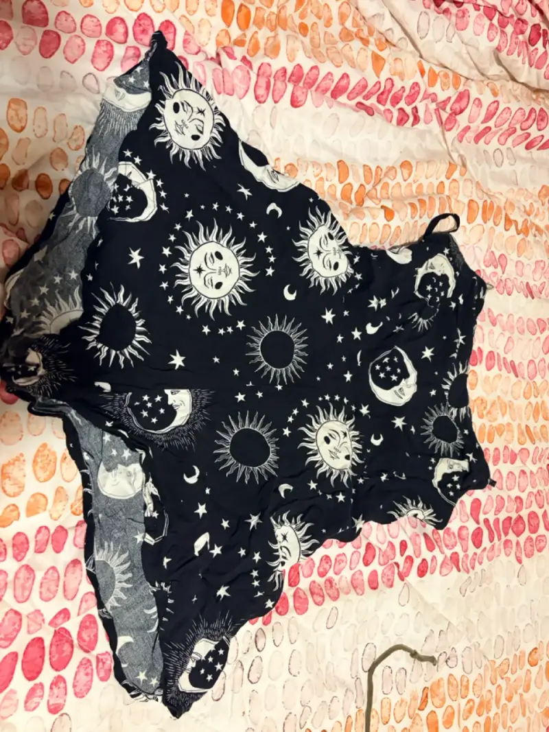 Enterito corto con estampado de sol y luna - 1