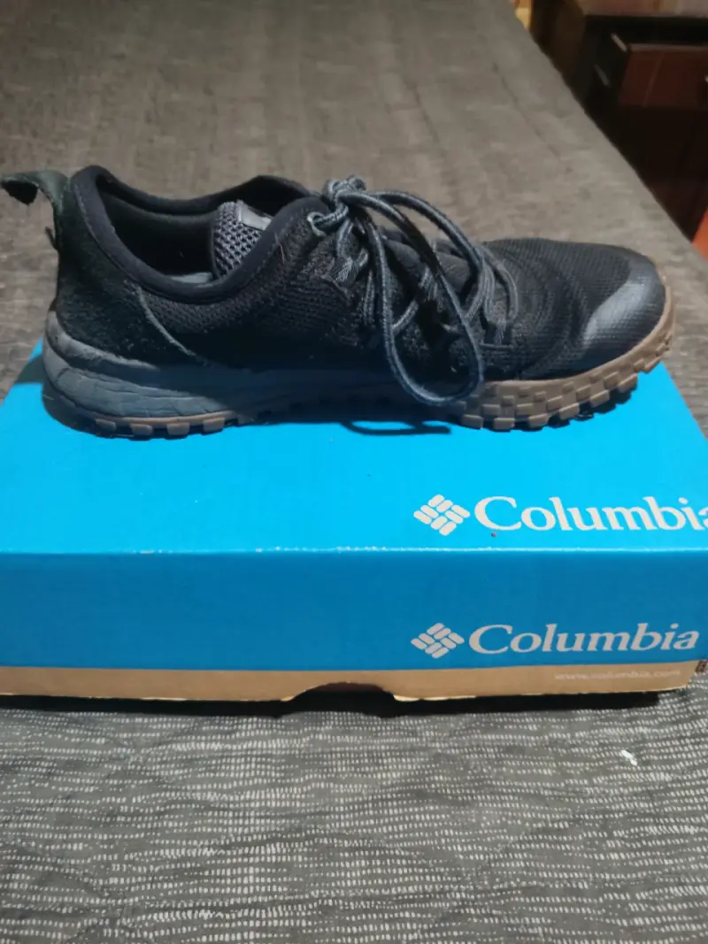 Zapatillas Columbia negras para hombre - 2