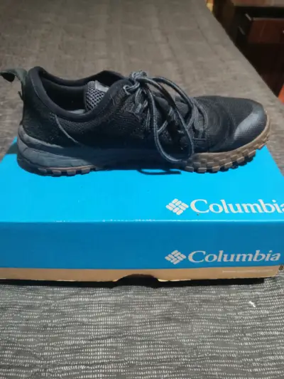 Zapatillas Columbia negras para hombre - miniatura 2