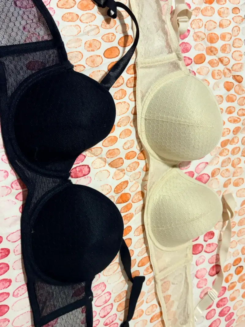 Set de sostenes negro y beige con encaje - 1