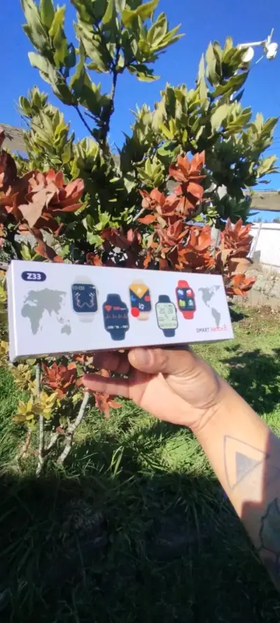 Smartwatch Z33 con múltiples funciones - miniatura 1