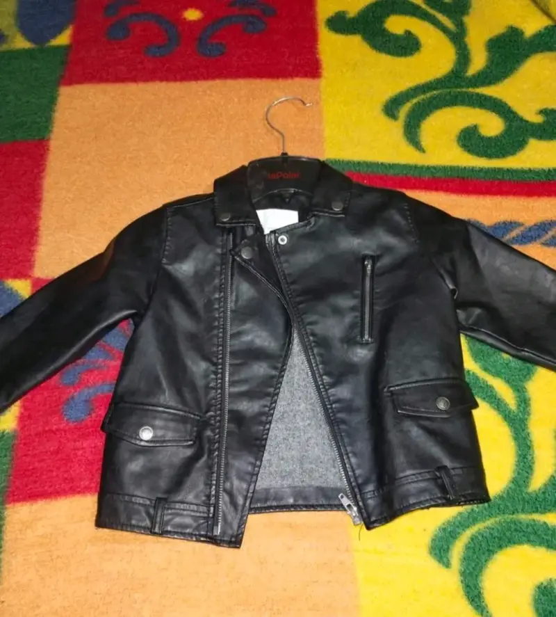 Chaqueta de cuero negra para niño estilo motociclista - 1