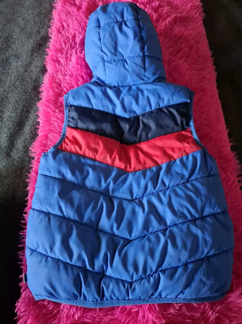 Chaleco acolchado con capucha azul y rojo para niños - 1