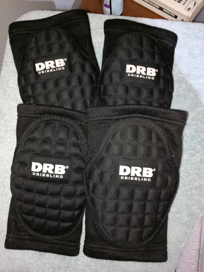 Rodilleras de protección DRB Dribbling negras - 1