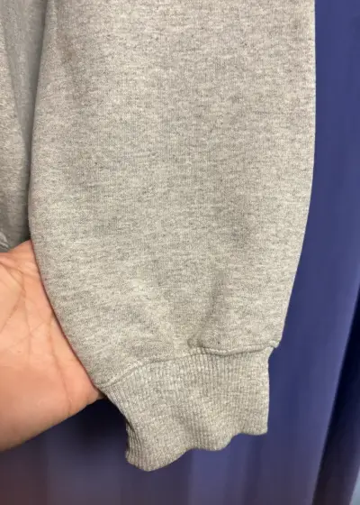 Polerón gris Champion unisex en buen estado - miniatura 4