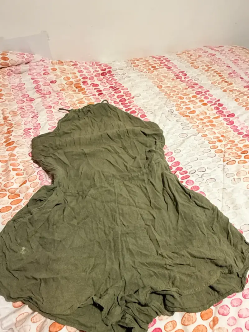 Enterito corto verde oliva para mujer - 1