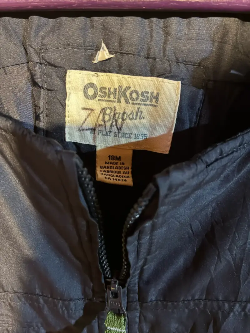 Overol nieve OshKosh unisex talla 18 meses - 2