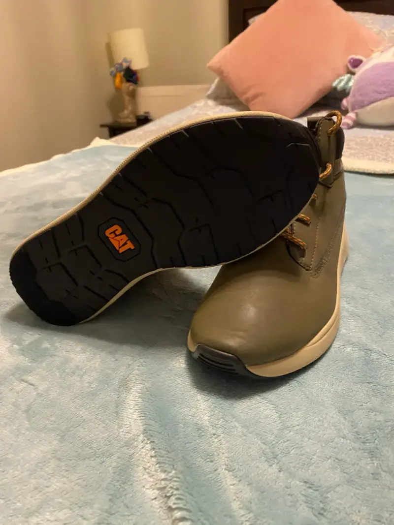 Botas CAT de cuero verde oliva para hombre - 1