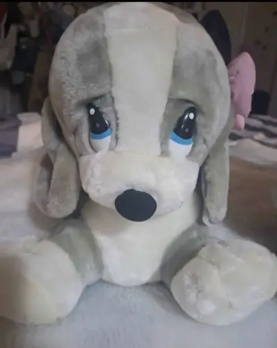 Pack de peluche de perro suave con lazo rosa - miniatura 1