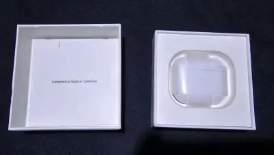 Auriculares inalámbricos con estuche de carga - miniatura 2