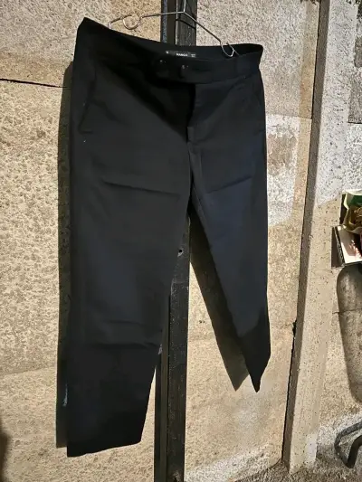 Pantalones de vestir negros Mango Mujer - miniatura 1