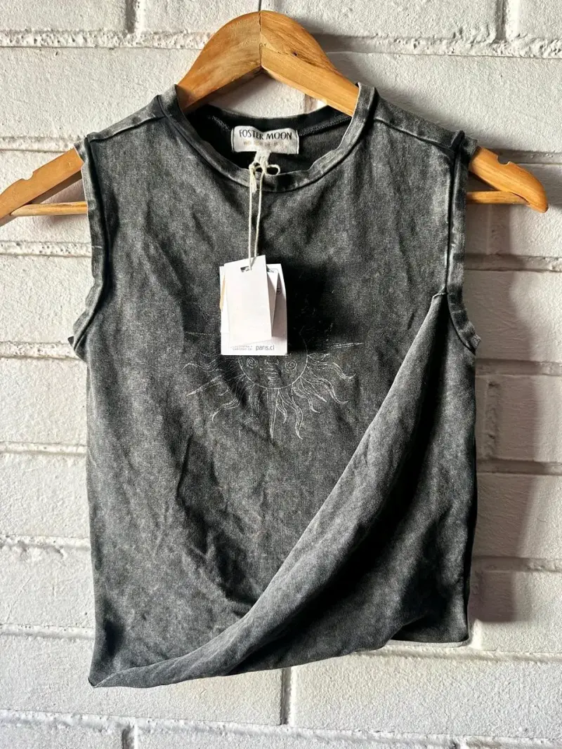 Polera sin mangas gris Foster Moon - 1