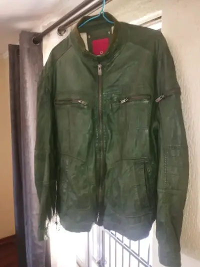 Chaqueta de cuero verde para hombre - miniatura 1