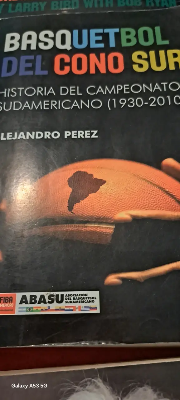 Libro Basquetbol del Cono Sur 1930-2010