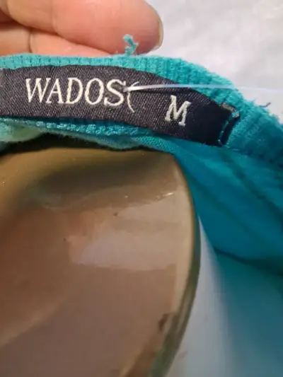Polera verde con encaje para mujer - miniatura 3