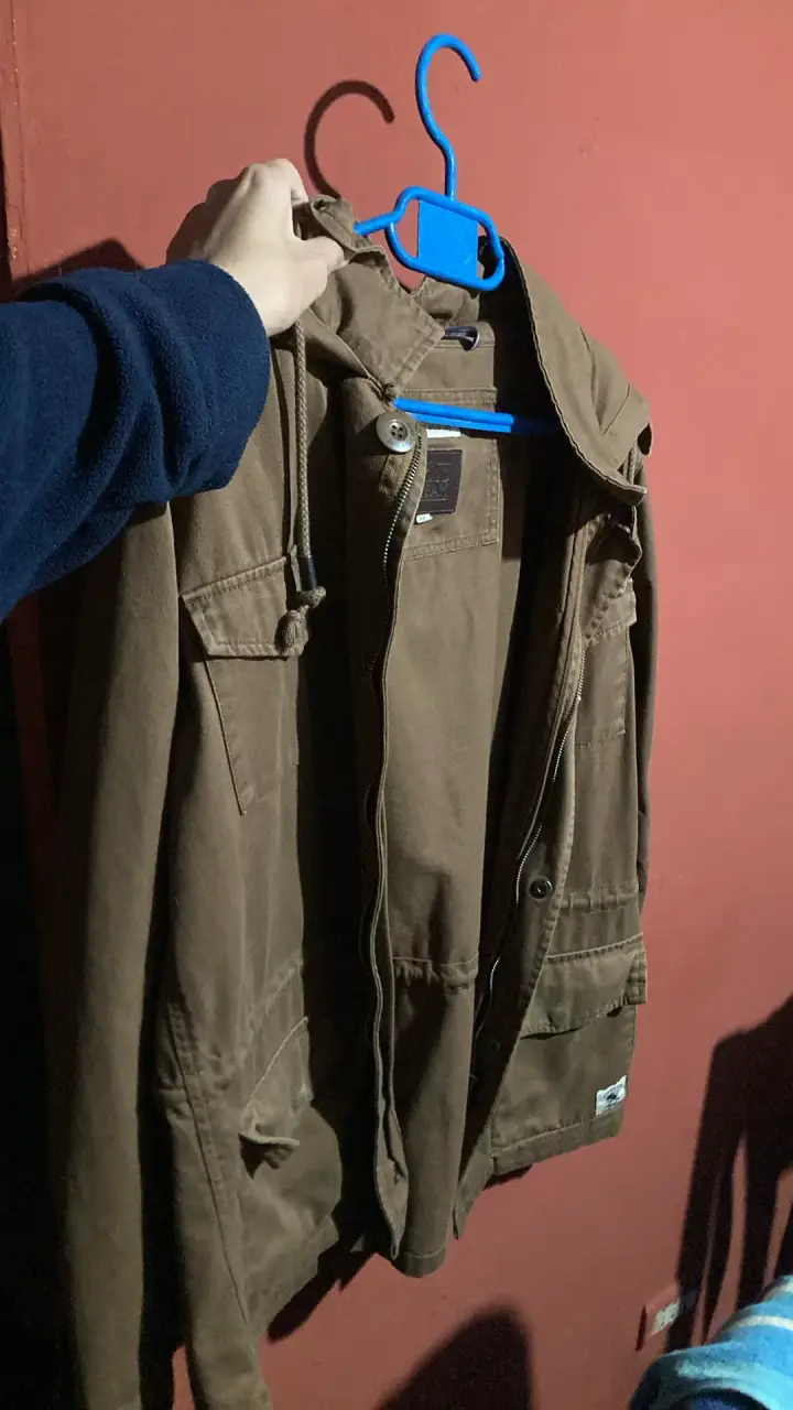 Chaqueta de hombre marrón con capucha - 4