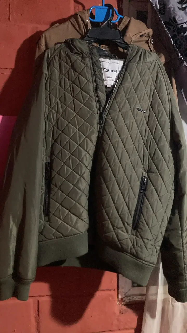 Chaqueta acolchada verde para hombre - 4