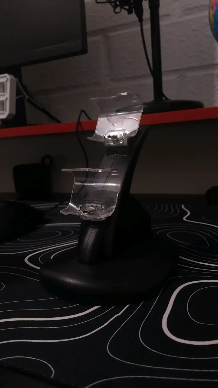 Soporte de carga para controles de ps4 - 1