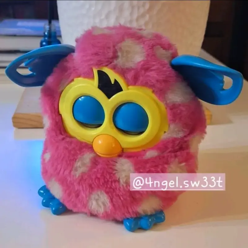 Furby Boom rosa y blanco - 2