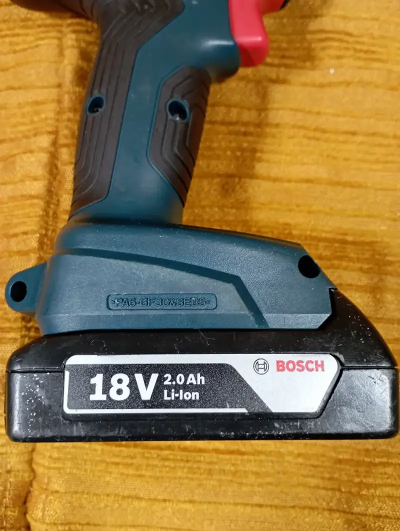 TALADRO INALÁMBRICO PROFESIONAL BOSCH GSR 180LI 18 - 4