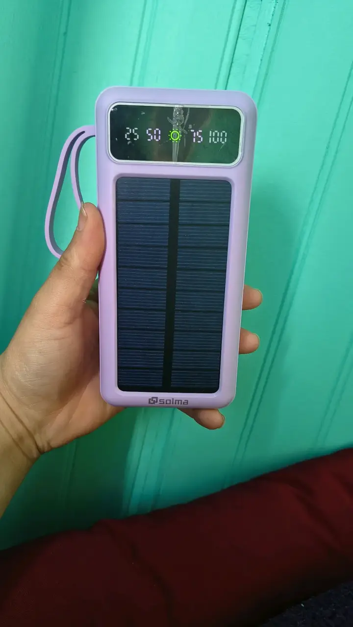 Cargador solar portátil Solma con pantalla LED - 1