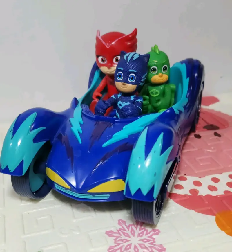 PJ Masks con personajes - 1
