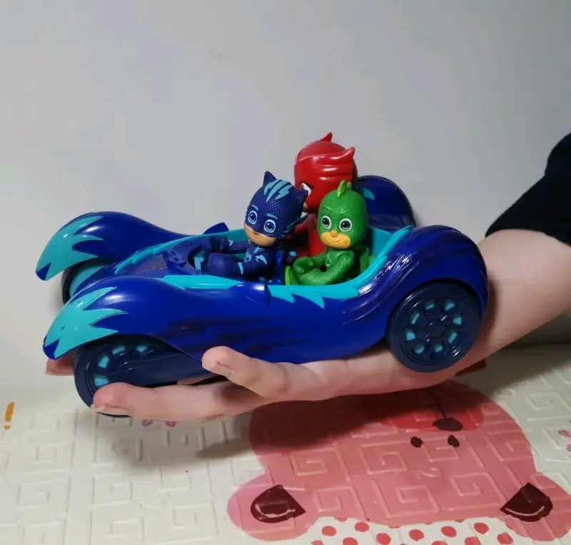PJ Masks con personajes - 2