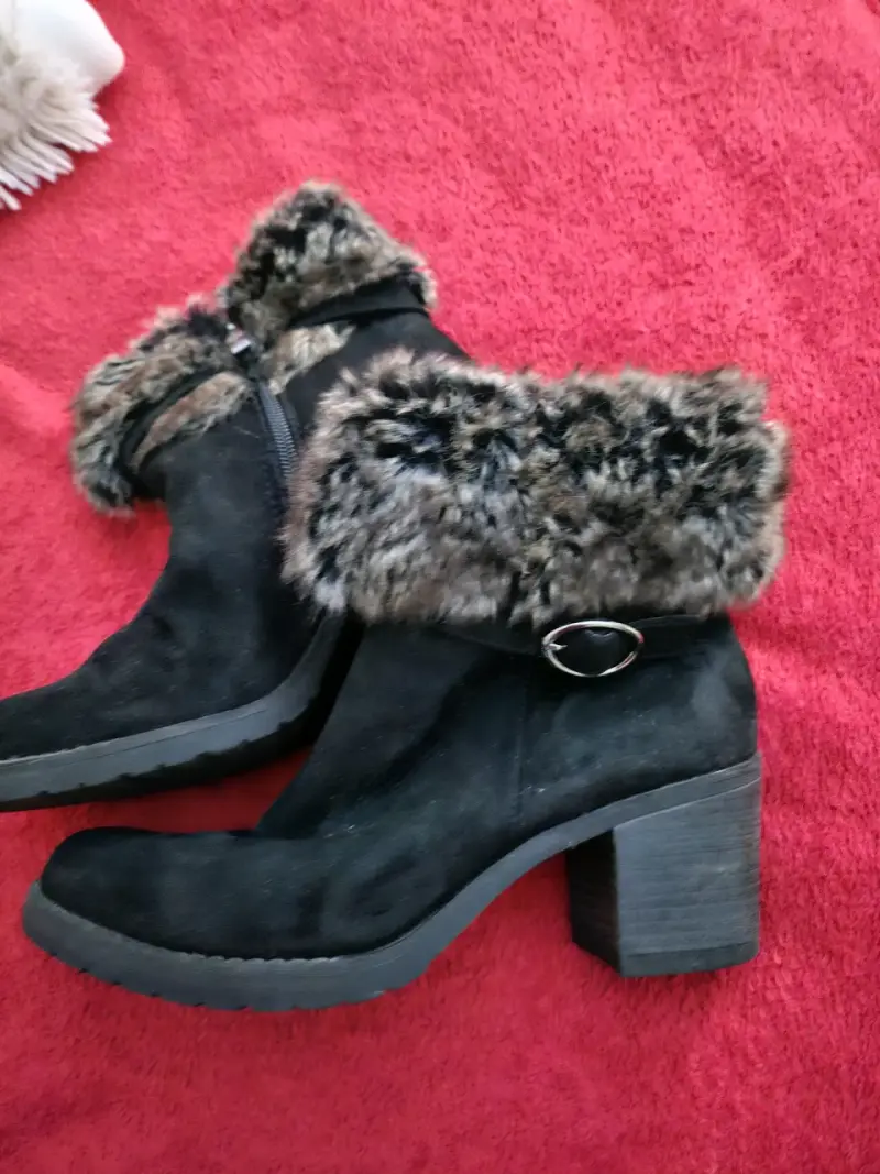 Botines como nuevos - 2
