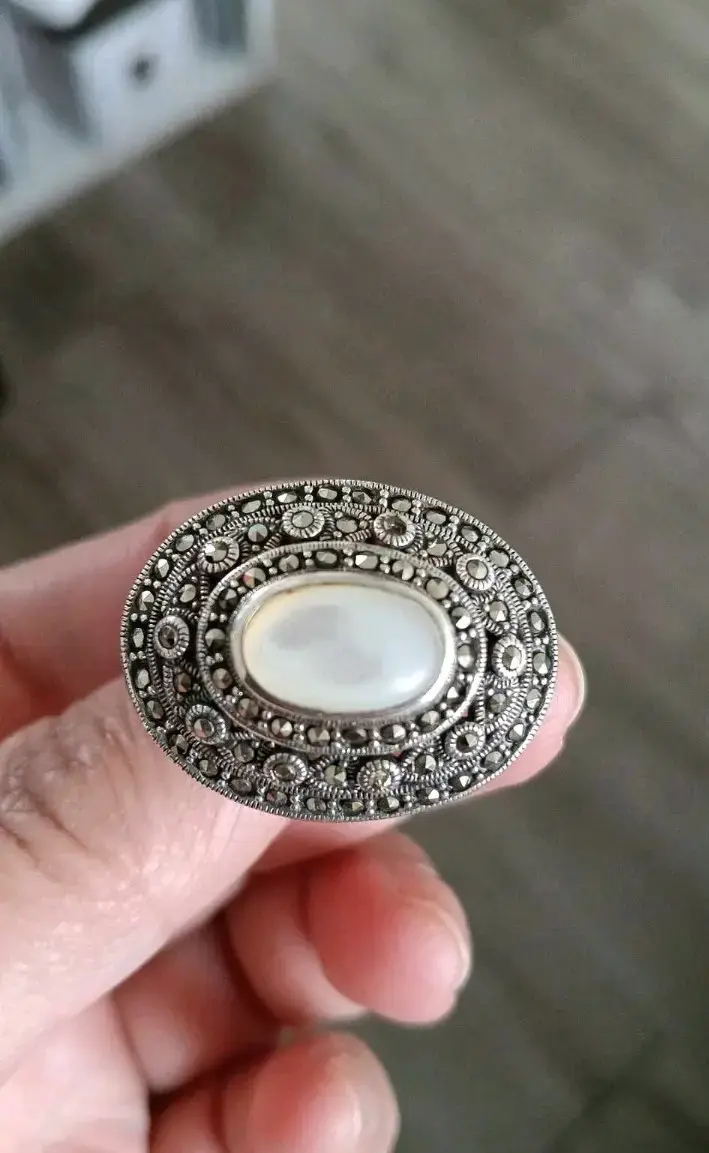 Anillo vintage de plata con piedra central - 1