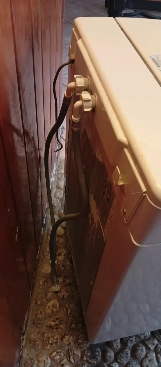 Lavadora automática de carga superior en buen estado - 5