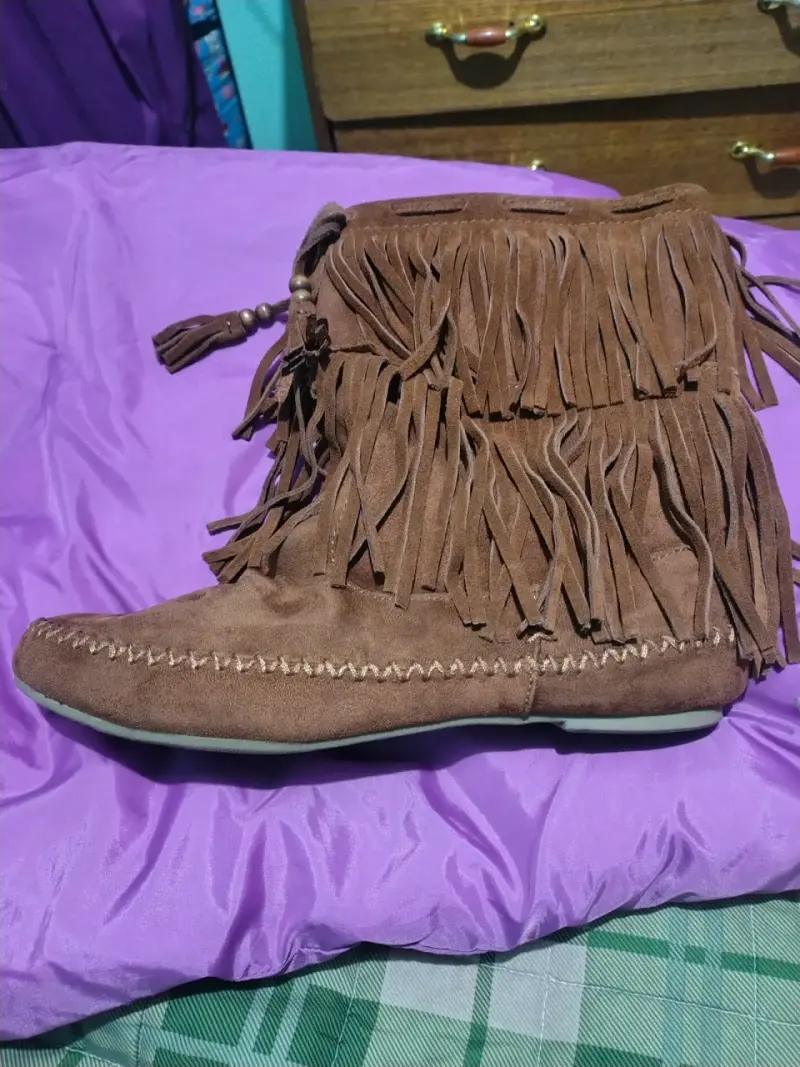 Botines de gamuza con flecos marrones - 1