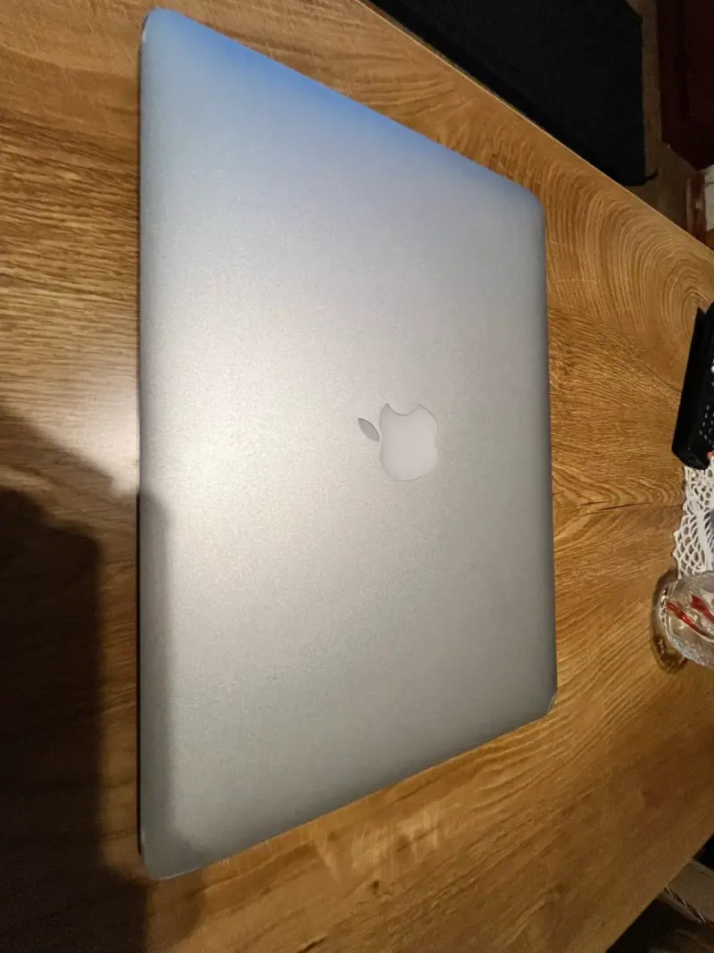 Laptop Apple MacBook Pro 13 pulgadas - 1