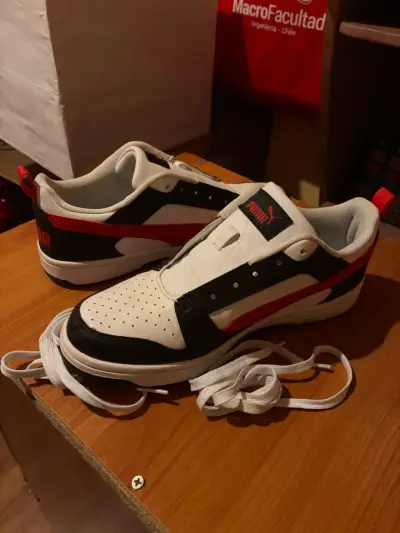 Zapatillas deportivas Puma blancas y rojas - miniatura 6