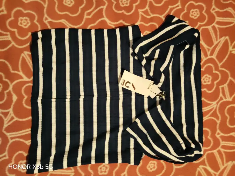 Polera de rayas azul y blanco para mujer