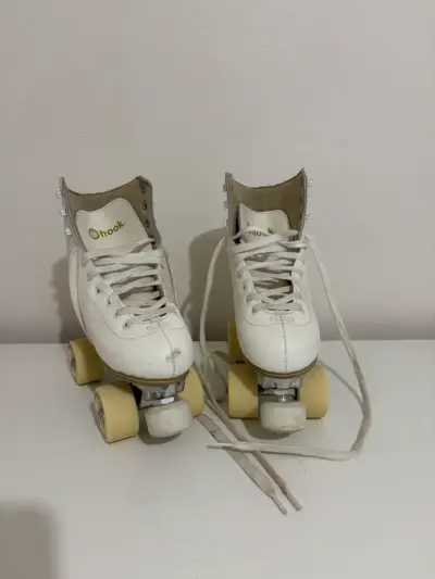 Patines de Cuatro Ruedas Blancos Hook - miniatura 1
