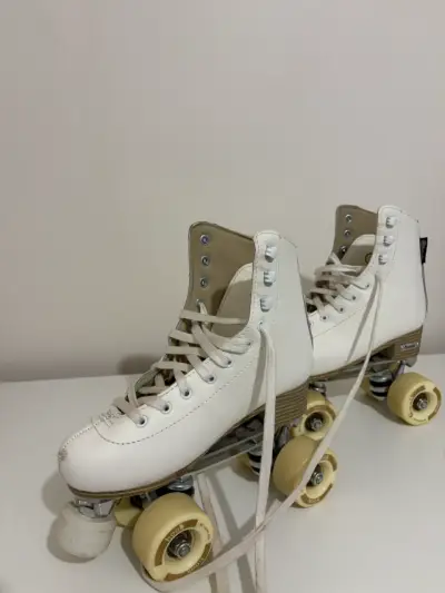 Patines de Cuatro Ruedas Blancos Hook - miniatura 2
