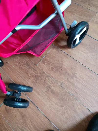 Cochecito para mascotas plegable rojo - miniatura 3