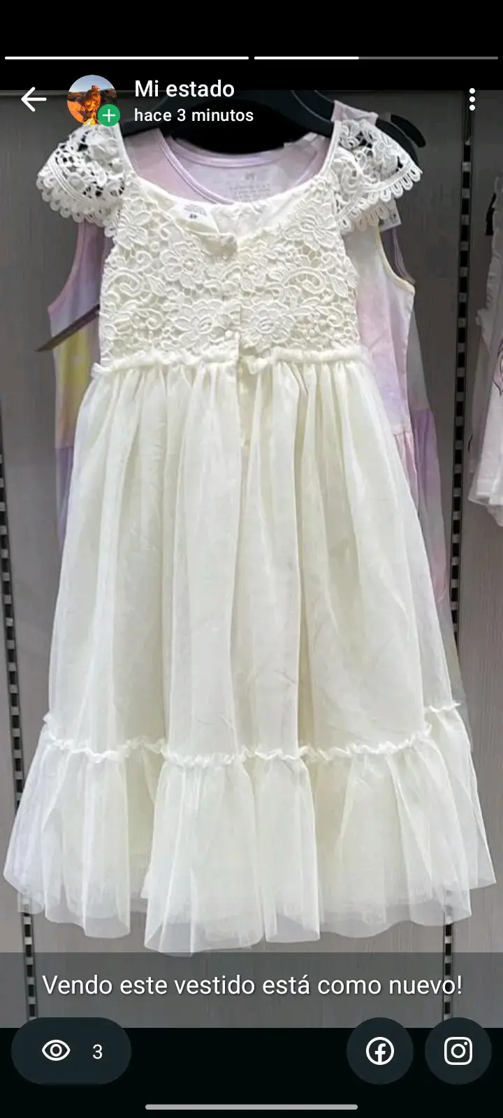 Vestido blanco de encaje para niña