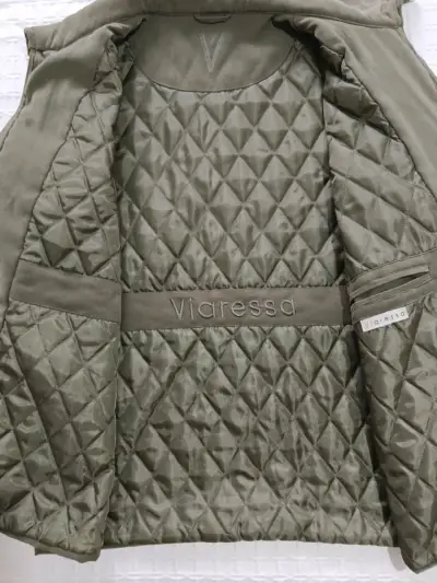 Chaqueta verde oliva con cierre frontal - miniatura 3