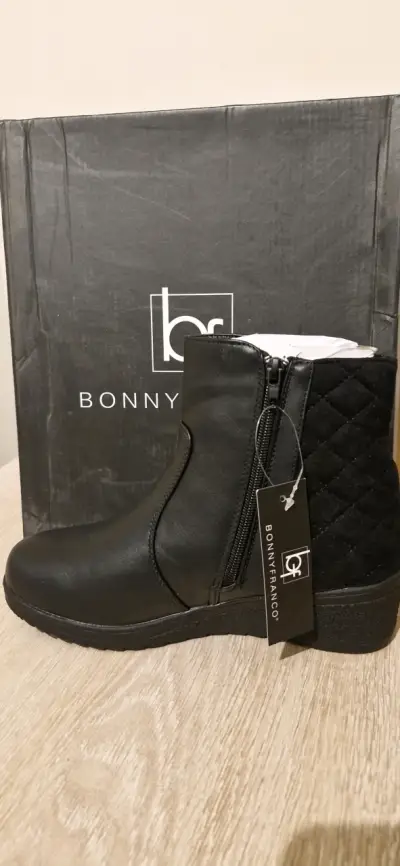 Botines negros  nuevos y elegantes - miniatura 2