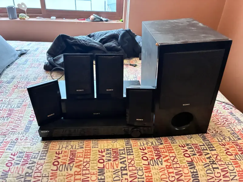 Sistema de sonido Sony 5.1 - 1