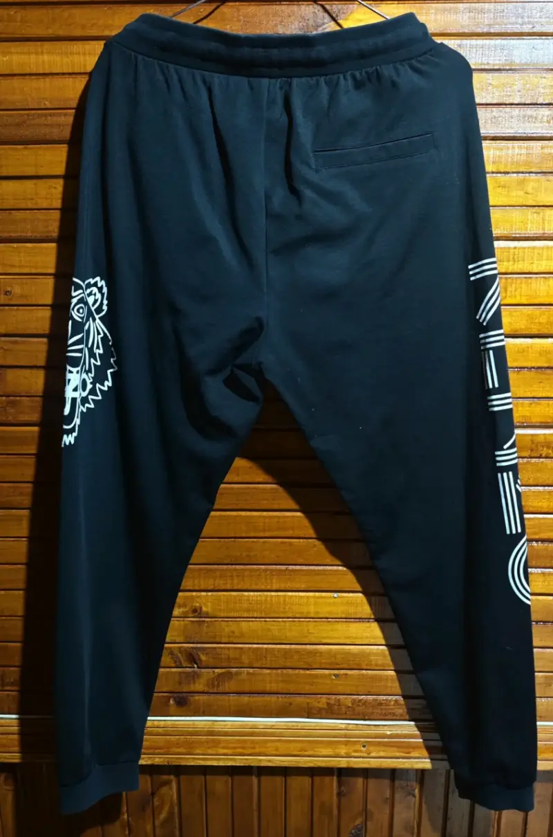 Buzo Kenzo negro con diseño de tigre talla XL - 2