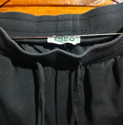 Buzo Kenzo negro con diseño de tigre talla XL - miniatura 5