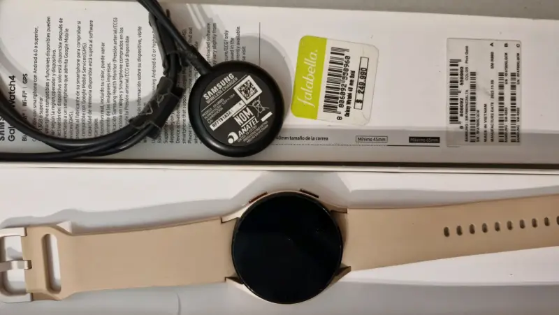 Samsung Galaxy Watch4 40mm Pink Gold - 1