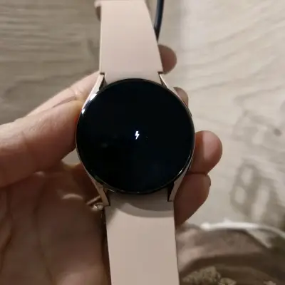 Samsung Galaxy Watch4 40mm Pink Gold - miniatura 3