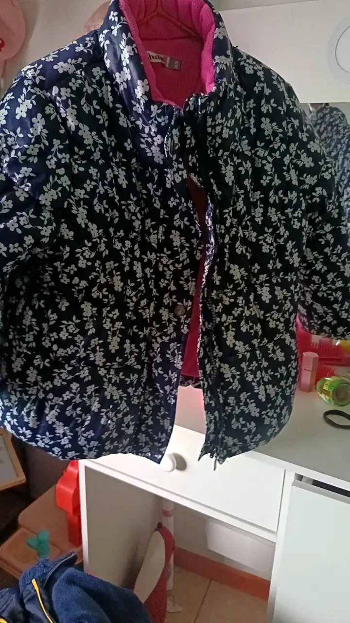 Chaqueta acolchada floral para niña - 1