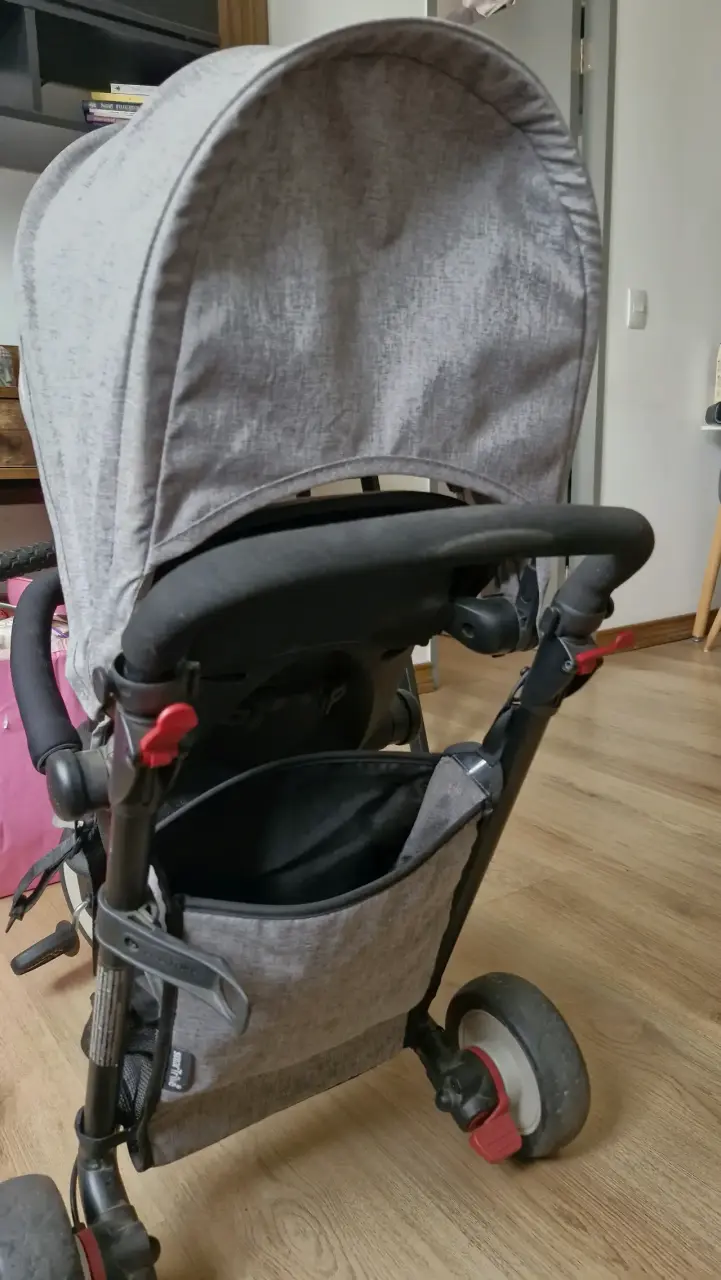 Triciclo para niños SmarTrike con toldo plegable. - 3