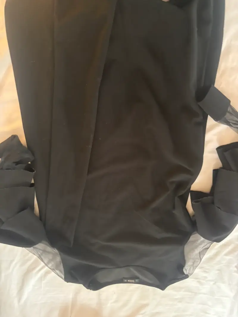 Vestido negro manga larg Shein con transparencias - 3